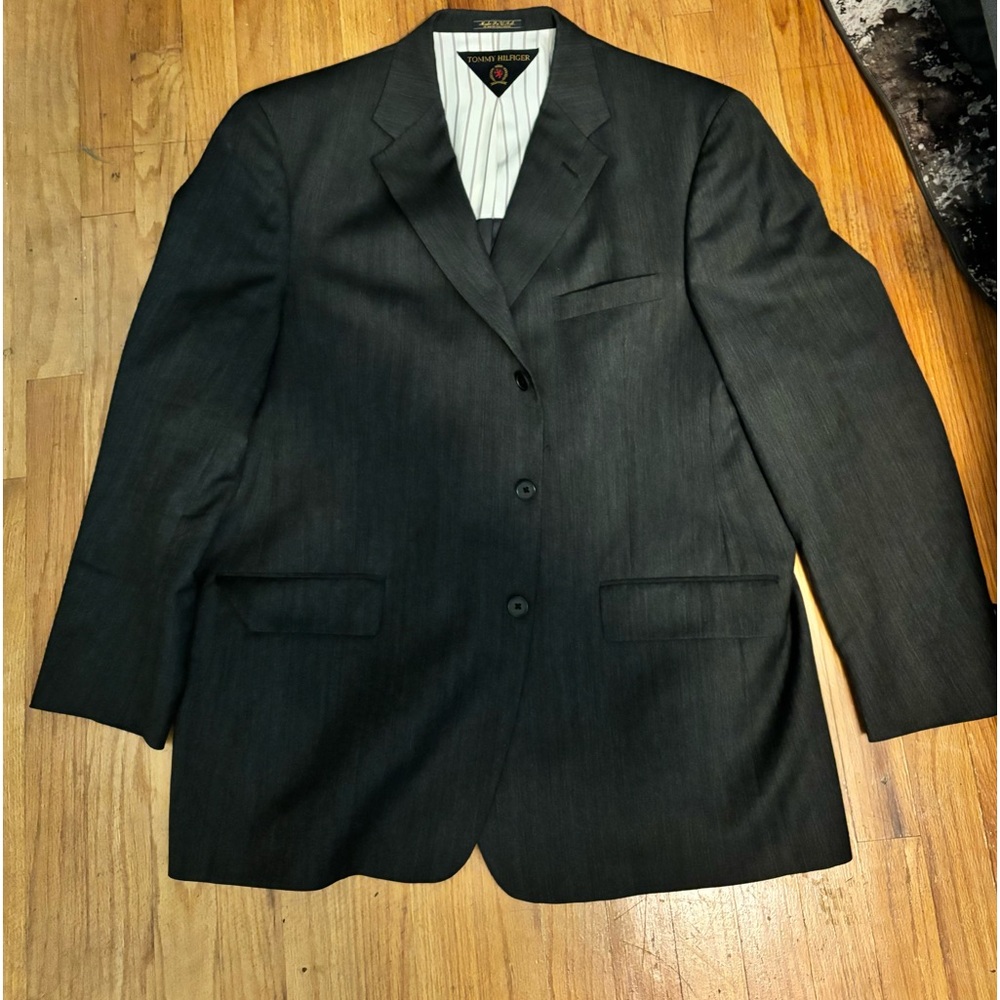 Large Tommy Hilfiger suit jacket Blazer sport coat